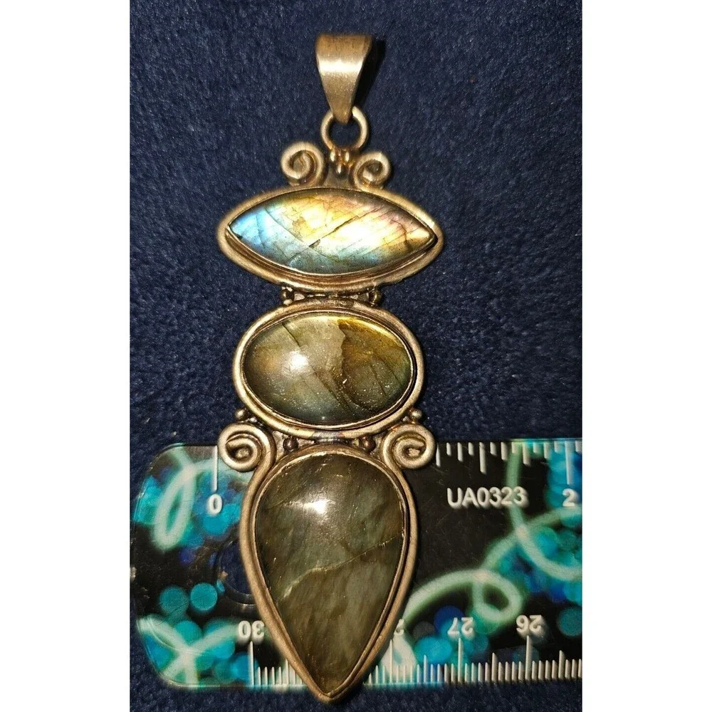 Labradorite 925 Silver Pendant Charm - Picture 2 of 6